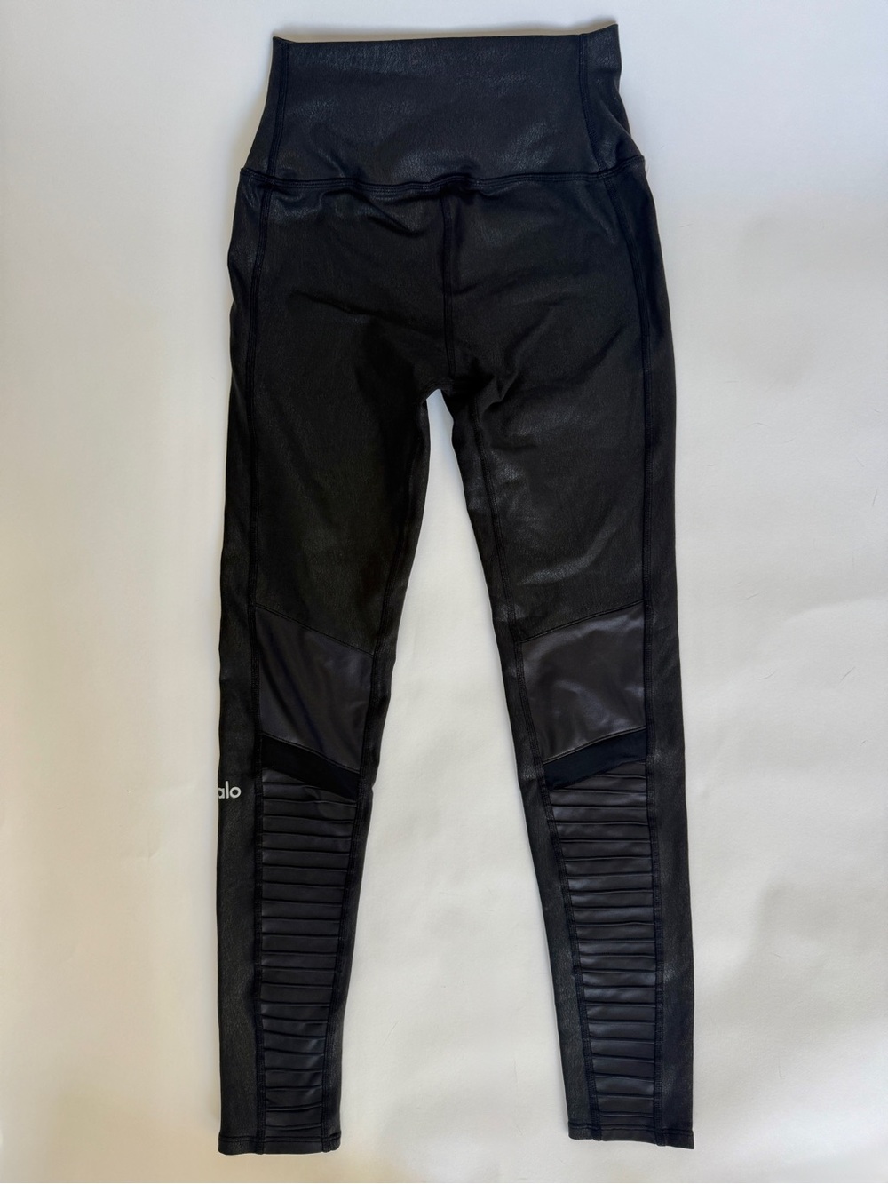 Alo Yoga Moto Legging sz M - Picture 3 of 8